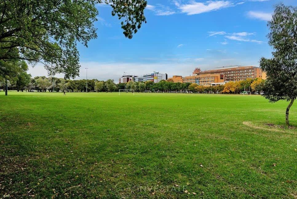 Pride Fawkner Apartments Bay-View Melbourne Exterior photo